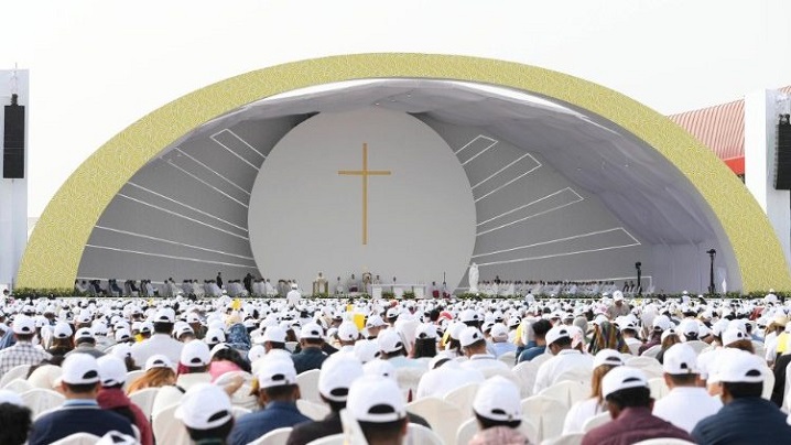 Isus cere să iubim mereu, să-i iubim pe toți: papa Francisc, la Sf. Liturghie în Bahrain