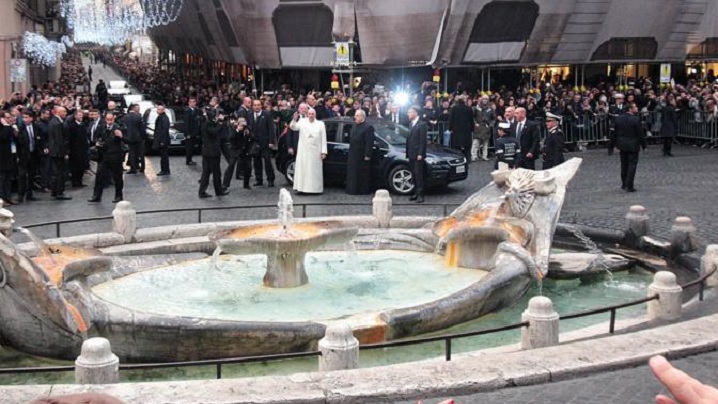 Papa în Piazza di Spagna: cu anticorpii Evangheliei, să combatem virușii timpului nostru