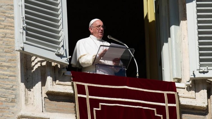 Solidaritatea Papei Francisc cu victimele atentatelor din Egipt și Marea Britanie