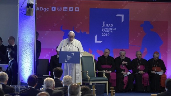 Papa Francisc cere o ”știință cu conștiință” în slujirea celor săraci