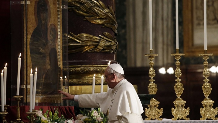 Papa Francisc: Adormirea Maicii Domnului, un mare mister de credință 