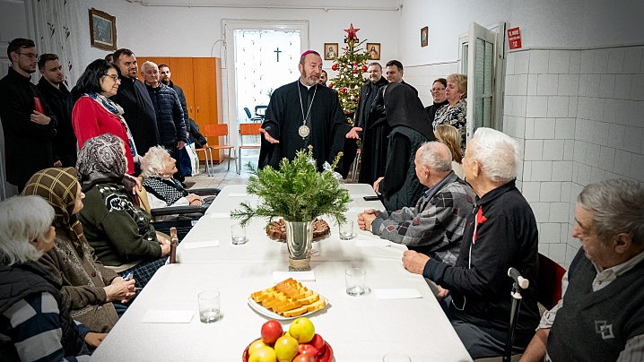 PF Claudiu, aproape de vârstnici