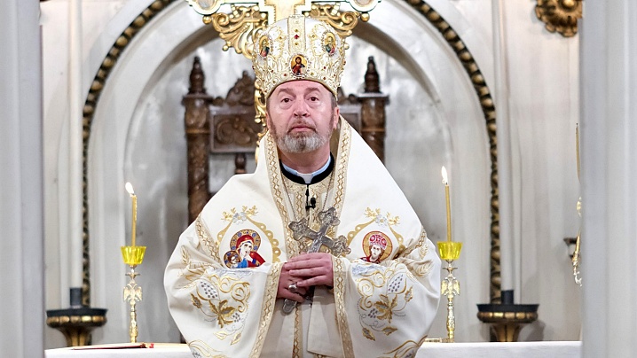 VIDEO: Predica PF Claudiu la prima Liturghie din catedrala Clujului în calitate de Arhiepiscop Major al BRU