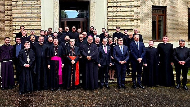 FOTO: Sărbătoare la Colegiul Pontifical ”Pio Romeno” din Roma