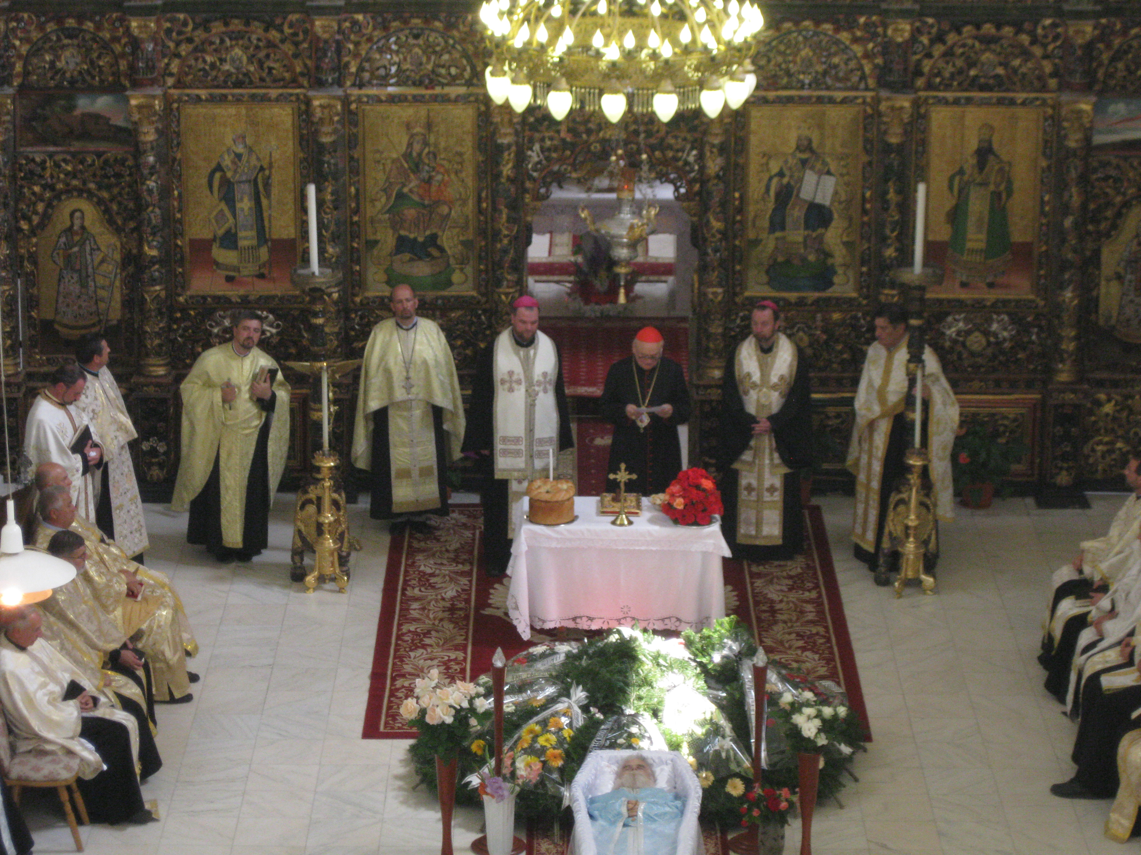 FOTO: Slujba înmormântării Pr. Jean Baptiste Robin