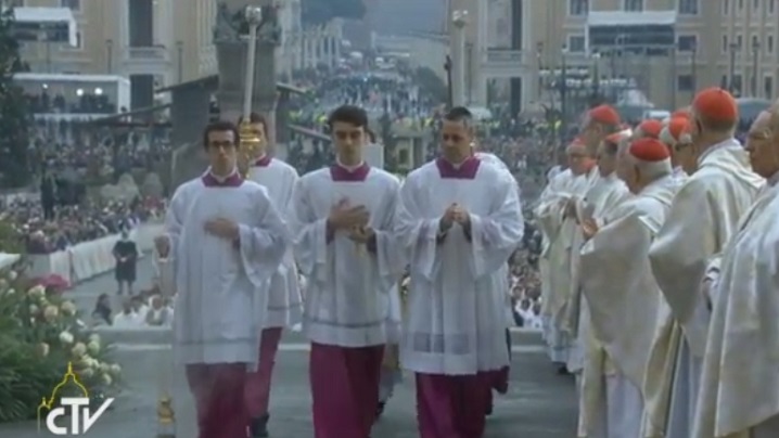 Deschiderea Porţii Sfinte la Vatican, 8 decembrie 2015