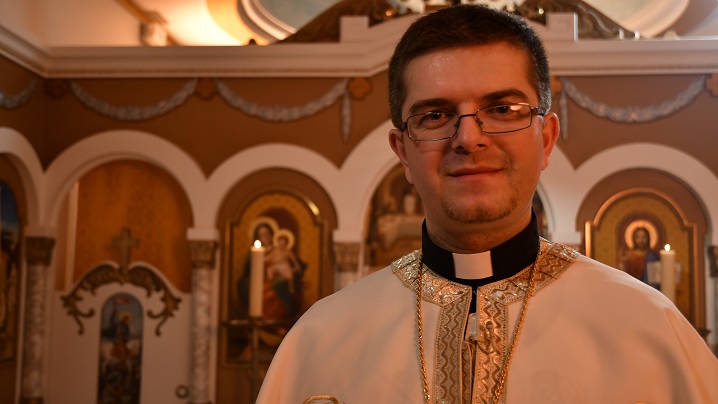 Un român, Pr. Cristian Crișan, va fi cel mai tânăr episcop catolic din lume