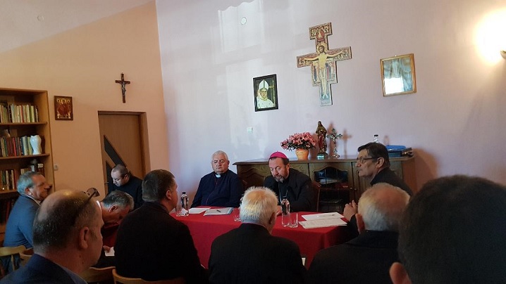Întâlnirea de lucru a Părinţilor Protopopi ai Arhieparhiei de Alba Iulia şi Făgăraş