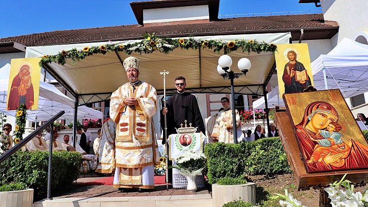 Invitație la hramul Mănăstirii Maicii Domnului din Cluj-Napoca, Sanctuar Arhiepiscopal Major