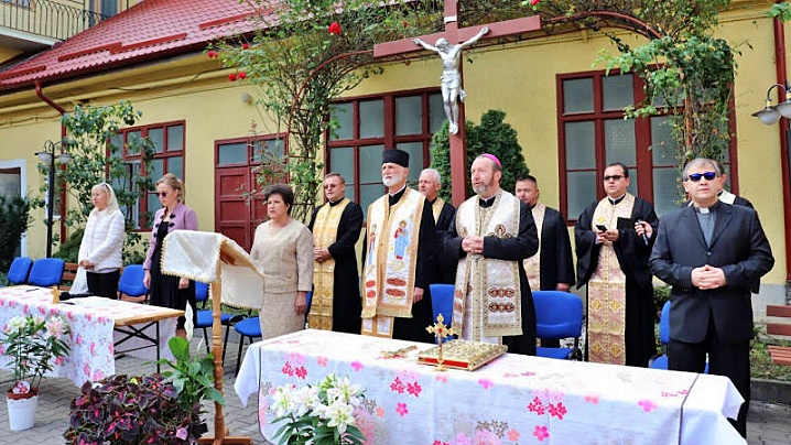 Doi Ierarhi la festivitatea de început de an școlar la Liceul Greco-Catolic din Cluj-Napoca