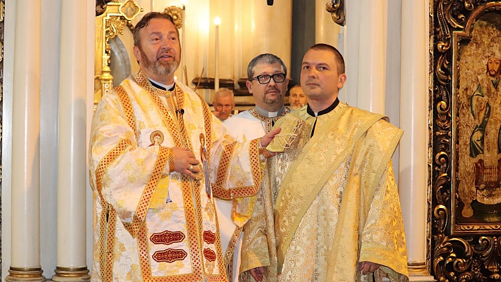 FOTO/VIDEO: Hirotonire întru diacon în Catedrala greco-catolică din Cluj-Napoca