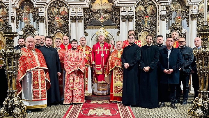 Hirotesiri în Catedrala „Schimbarea la Față”, daruri ale Sfântului Nicolae