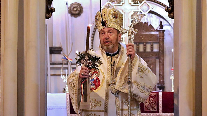 Utrenia Învierii în Catedrala din Cluj, la un an de la Înscăunarea Preasfințitului Claudiu ca Păstor al Eparhiei de Cluj-Gherla