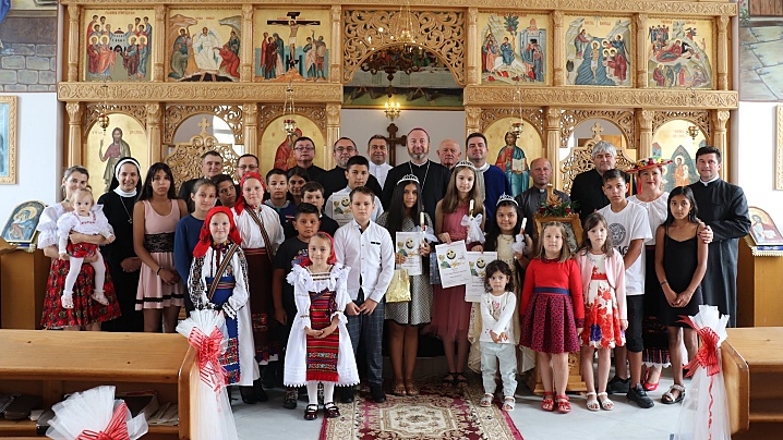 FOTO/VIDEO: PS Claudiu în vizită pastorală în parohia Suciu de Sus