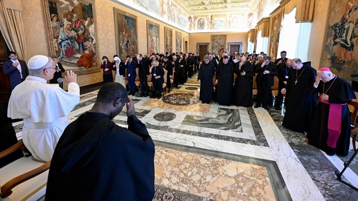 Leon XIV: Este nevoie de formare biblică și liturgică