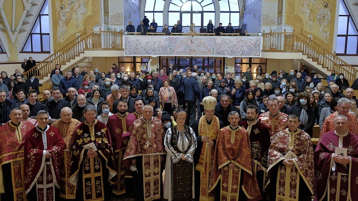 FOTO: Popas sufletesc la Reghin pe drumul Postului Mare: „Am venit la Tine, Doamne!” 