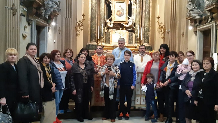 Sfânta Liturghie în limba română în Biserica "Santa Maria dei Miracoli" din Roma