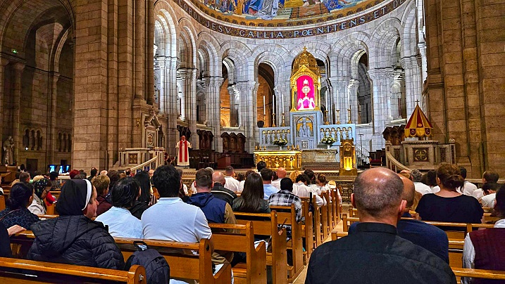 Adorație la Bazilica Sacré-Cœur din Montmartre, în lumina mărturiei Fericitului Iuliu Hossu