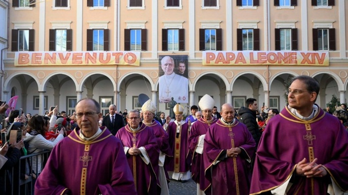 Leon XIV, într-o parohie din Roma: Isus eliberează libertatea noastră