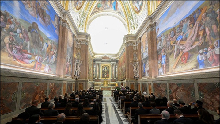 "Iluminaţi de o glorie ascunsă", exerciţiile spirituale pentru Postul Mare la Vatican