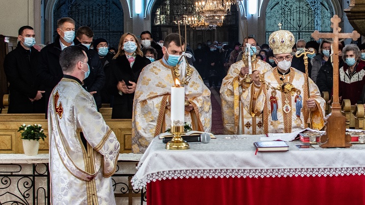 FOTO: Sfânta Liturghie arhierească în Biserica Sfânta Ursula din Sibiu