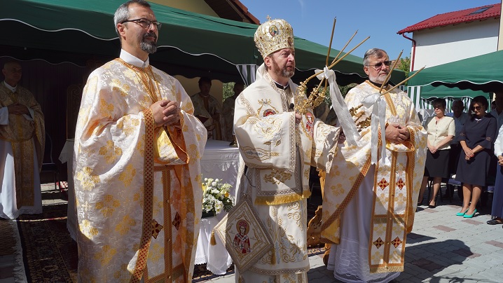 FOTO: Sfințirea Casei Mamă a Congregaţiei Surorilor Maicii Domnului