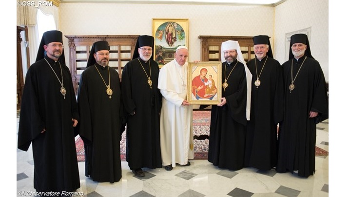 Greco-catolicii ucraineni un exemplu de fidelitate în încercări: Papa Francisc