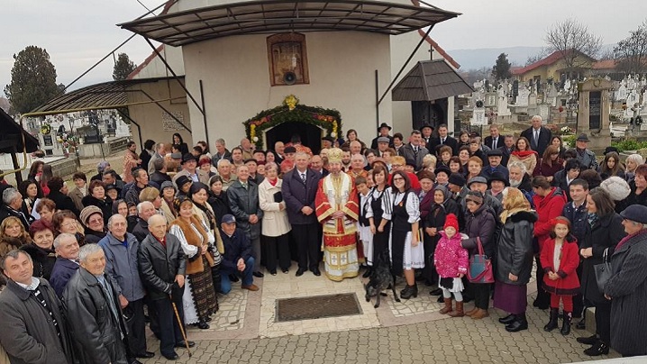 FOTO: Liturghie Arhierească la Teiuş