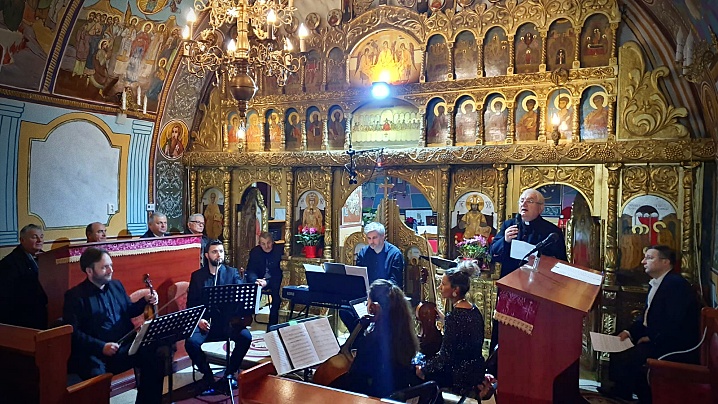 Lăudați pe Domnul! Concert de Crăciun la Teiuș