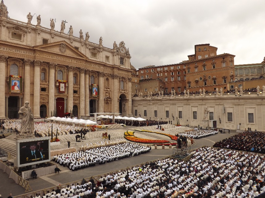 FOTO: Ioan al XXIII-lea și Ioan Paul al II-lea au fost proclamați Sfinți de Papa Francisc