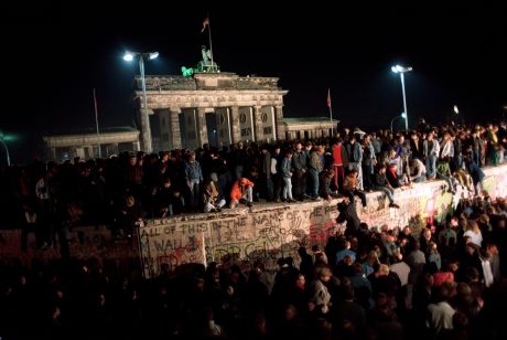 Germania în 1989: Zidul nu a căzut de la sine