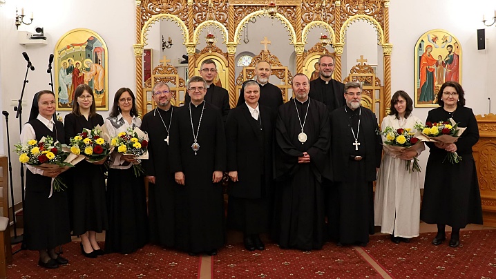 Zile de Spiritualitate Mariană: Preasfânta Fecioară Maria, Maica milostivirii